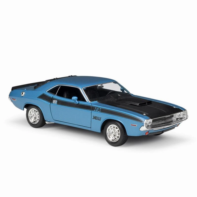 1:24 Dodge Challenger T/A 1970 Alloy Model Car Toy Line Character Toy
