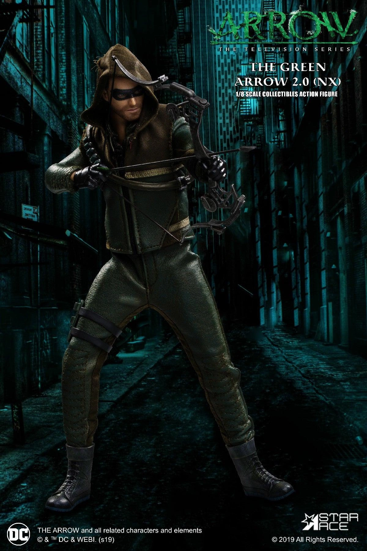 1:8 Oliver Queen the Green Arrow 2.0 DX Version Action Figure Study room