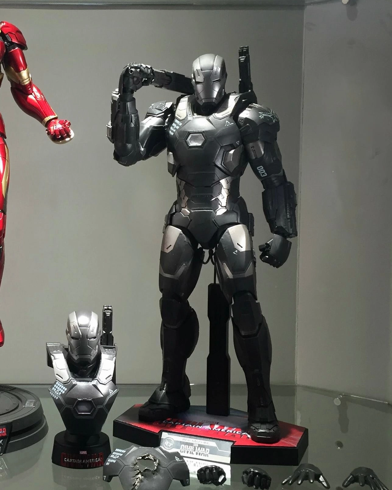 Fantasy Vehicle Asian Art Hot Toys MMS344D15 Captain America Civil WarWar Machine Mark 3 1/6 Scale Collectible Figure