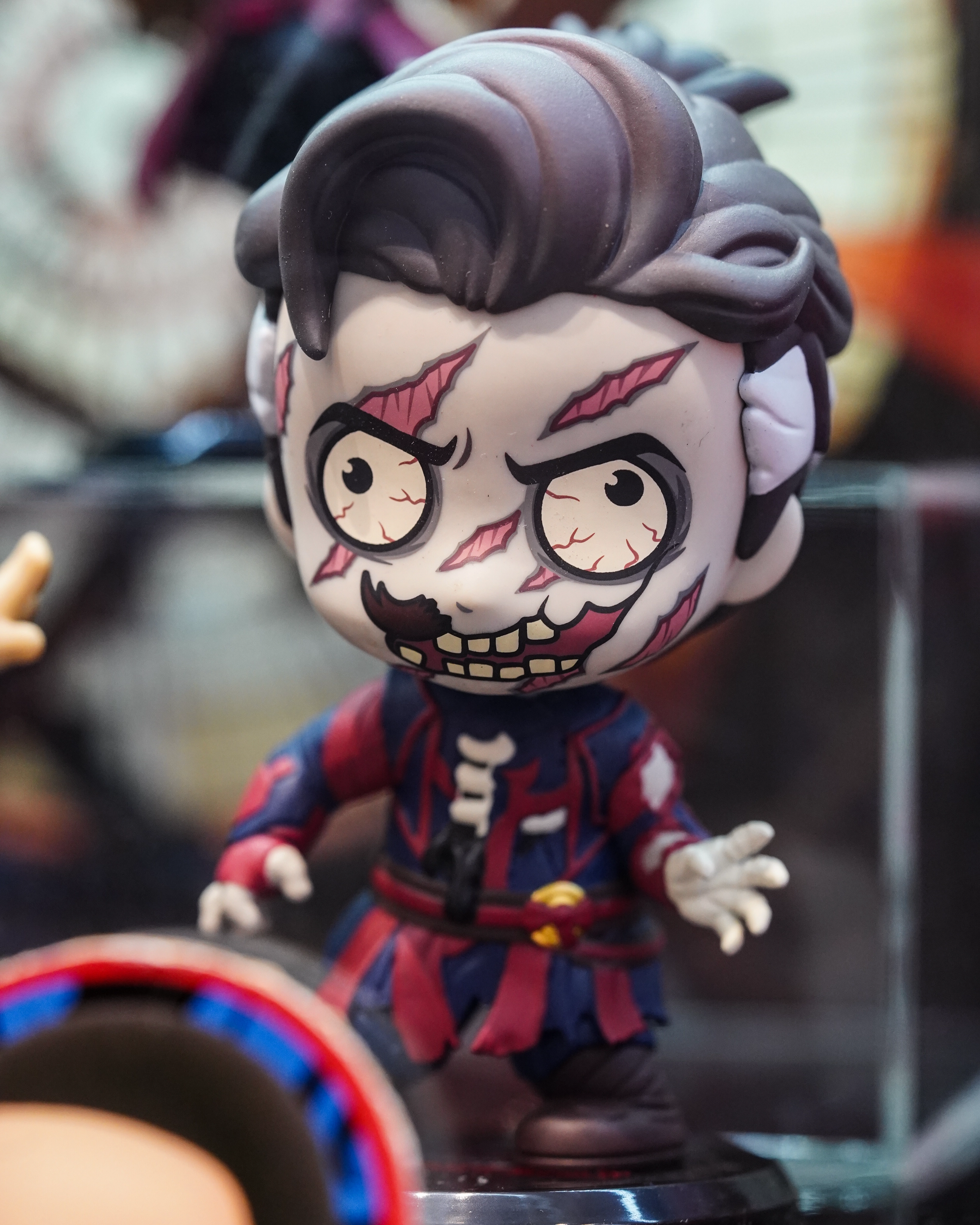 Collecting Community Doctor Strange in the Multiverse of Madness - Dead Strange Cosbaby (S) Bobble-Head