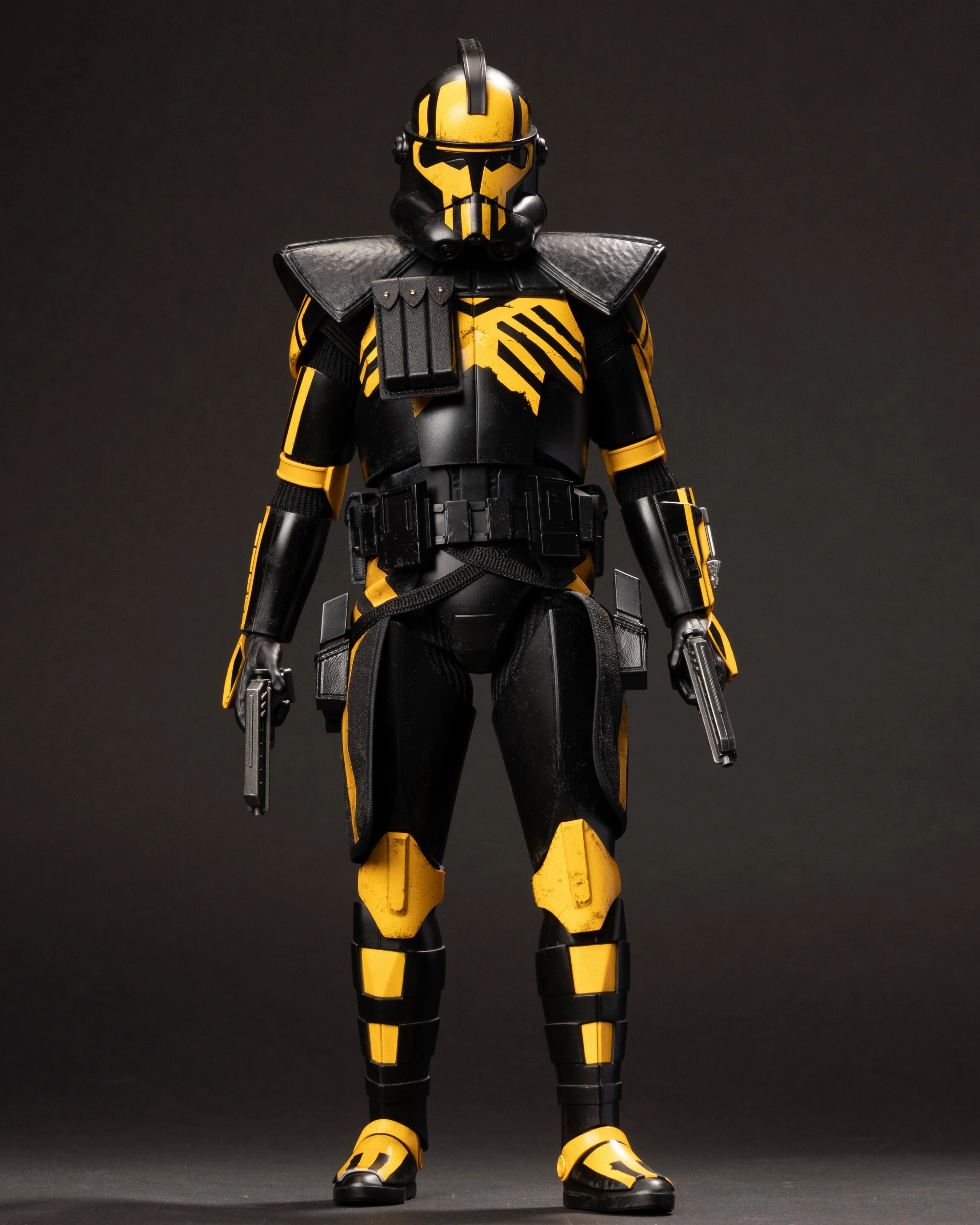 Hot Toys VGM58 Star Wars Battlefield II Umbra Operative Arc Trooper Hot Toys Exclusive 1/6th Scale Collectible Figure Designer Sculpture