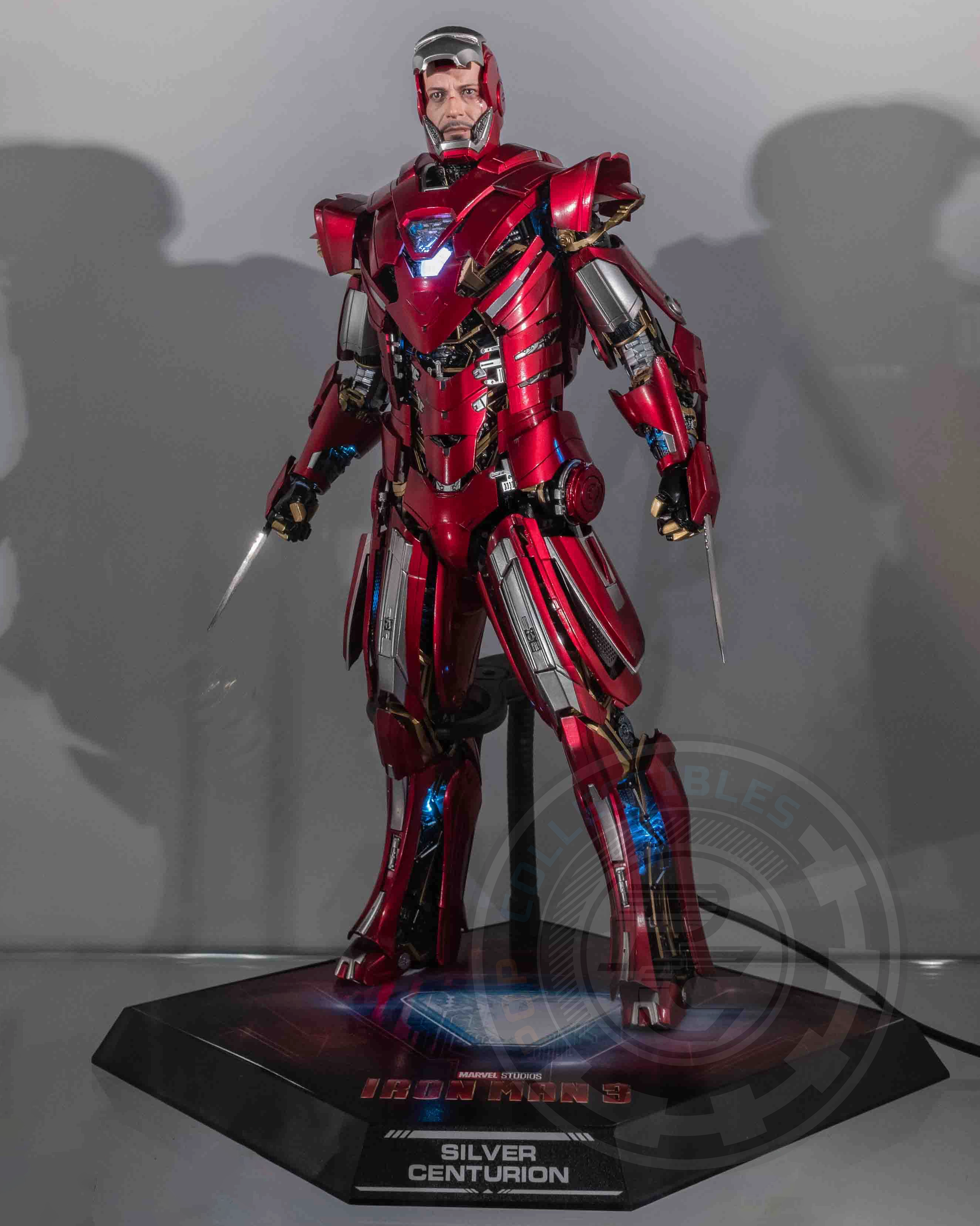 Hot toys MMS618D43 Ironman 3 Ironman Silver Centurion Armor Suit Up Version Diecast Edition Chrome Plated