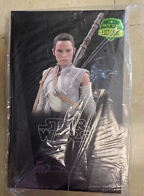 Hot Toys MMS377 Star Wars The Force Awakens Rey Resistance Outfit 1/6 Scale Collectible Figure Toy Museum