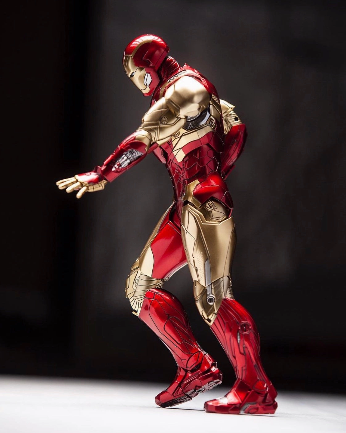 Race Car Driver Character Object Hot toys MMS489D25 Marvel The First Ten Years Ironman Mark46 Concept Art