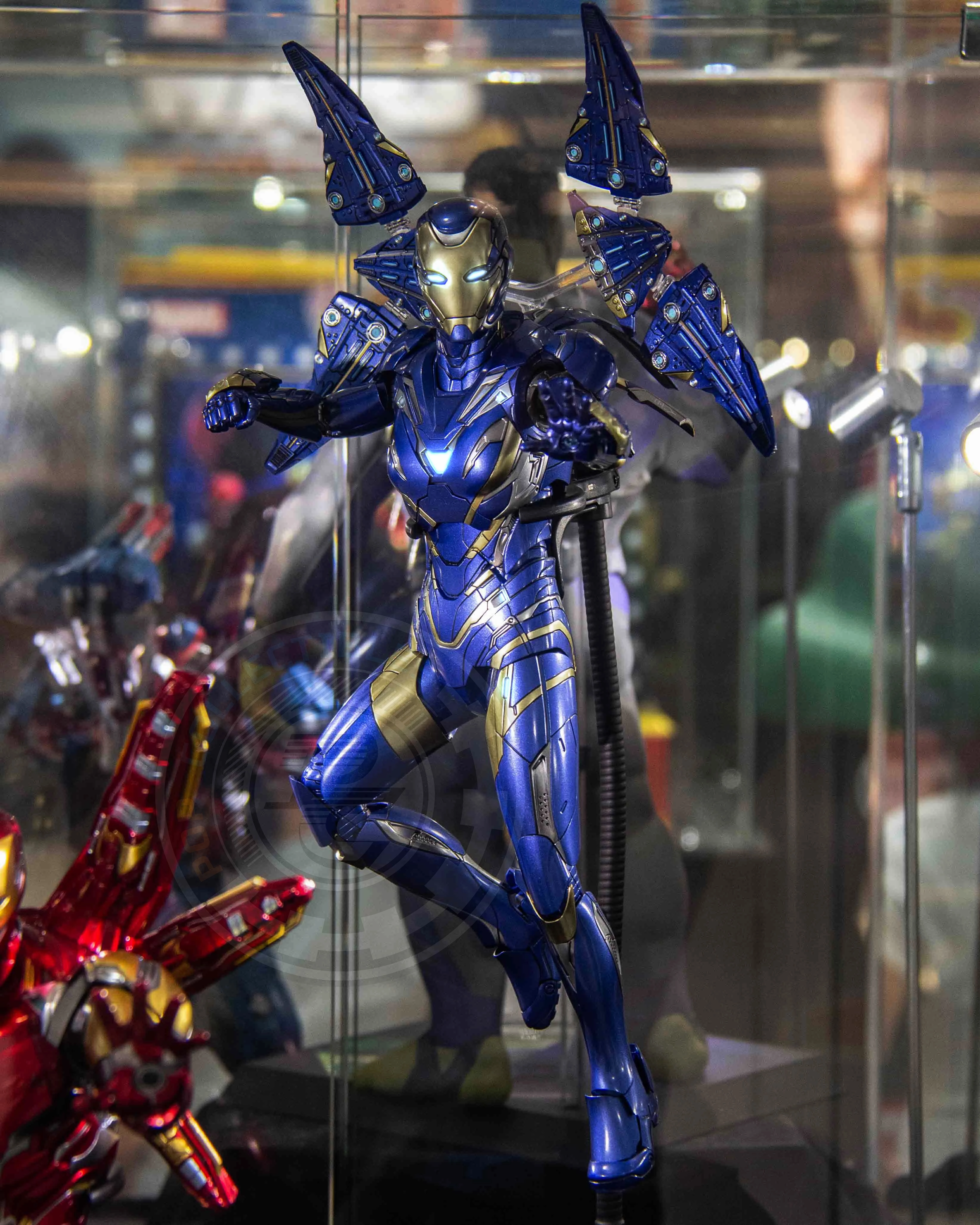 Hot toys MMS538D32 Avengers Endgame Mark49 Rescue Armour Realistic Art Desktop Decor