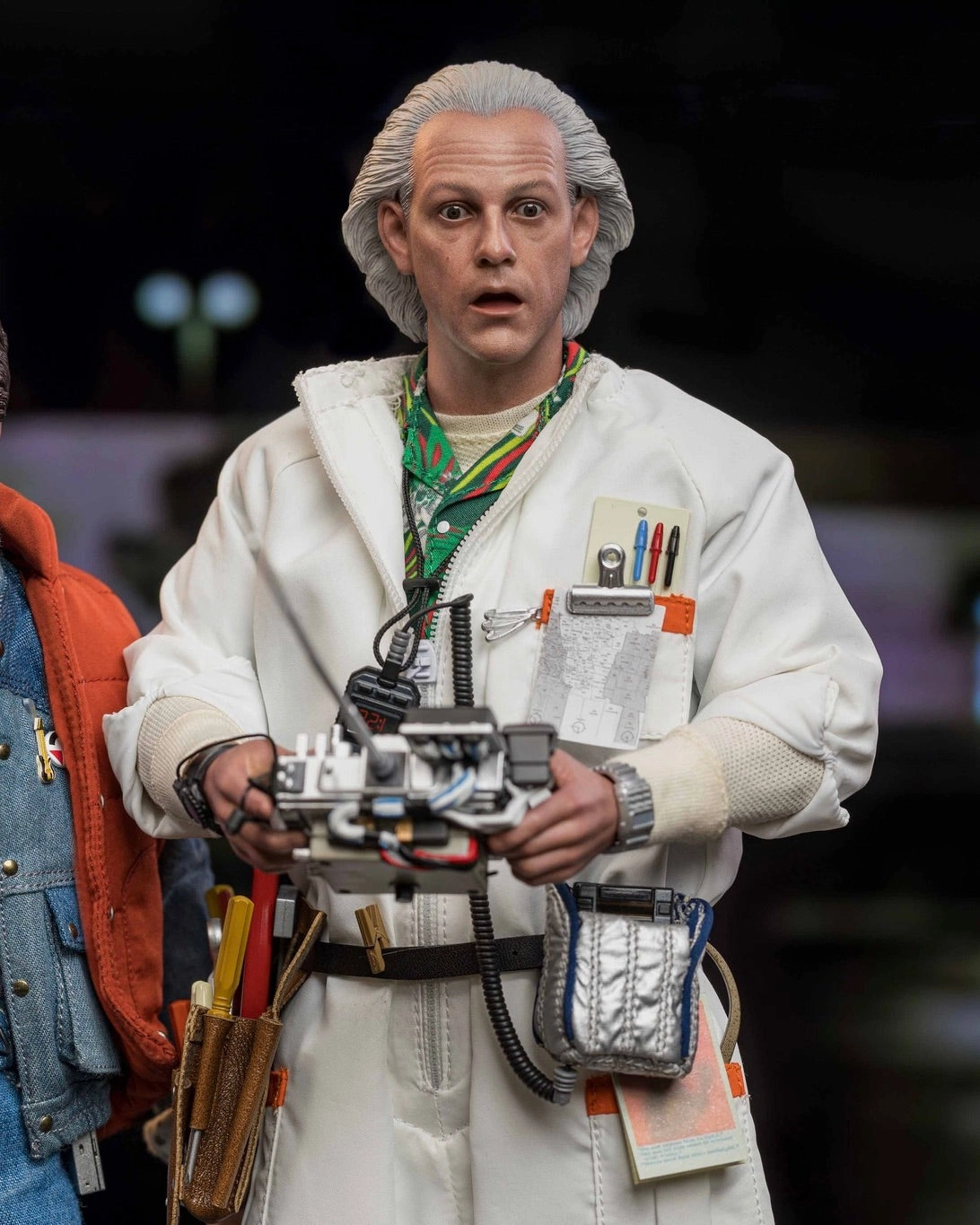 Fantasy Quest Hot toys MMS610 Back to the Future Doc Brown Collectible Figure (Deluxe Edition)
