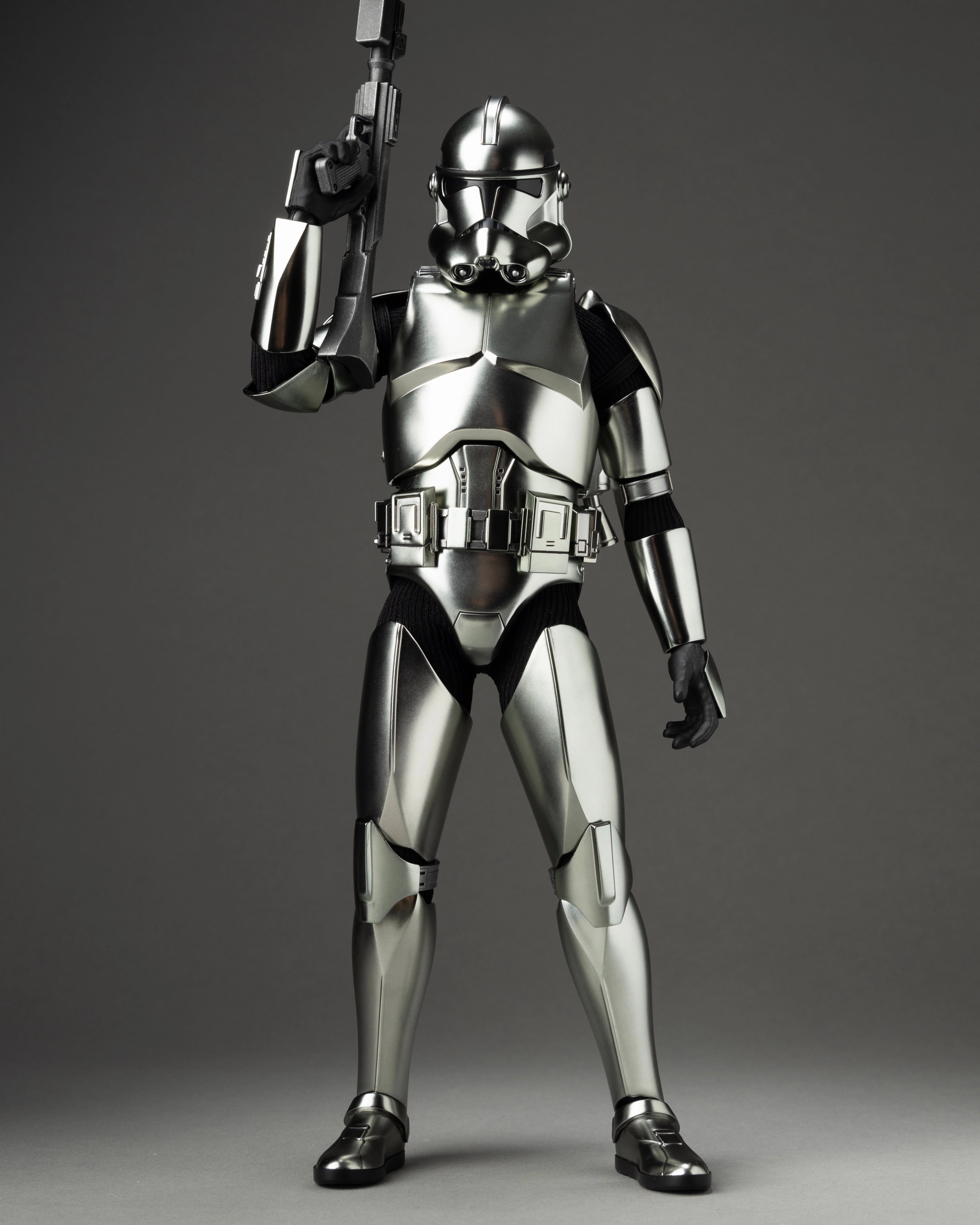 Celebrity Doll Hot toys MMS643 Star Wars Clone Trooper Chrome Version