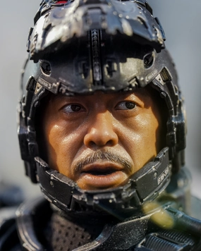 Hot Toys MMS668 Warriors of Future Johnson 1/6 Scale Collectible Figure Action figure