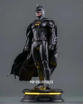 Hot Toys MMS712 The Flash ?C Batman (Modern Suit) 1:6th Scale Collectible Figure Hand Sculpted Limited Piece
