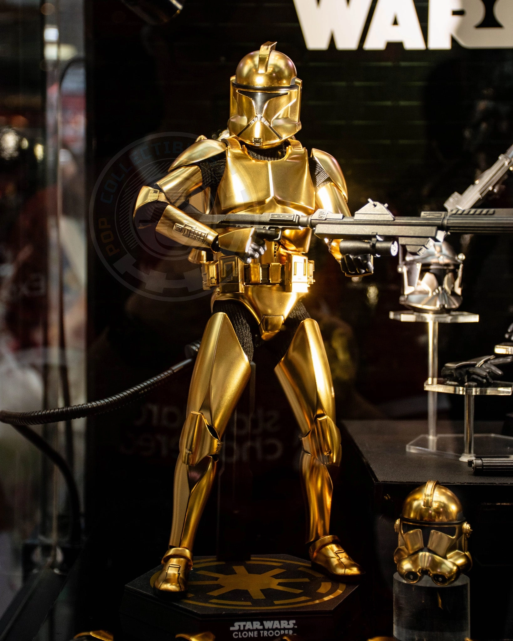 Professional Grade Hot Toys MMS735 Star Wars Clone Trooper Gold Chrome Version 1/6 Scale Collectible Figure Exclusive Edition