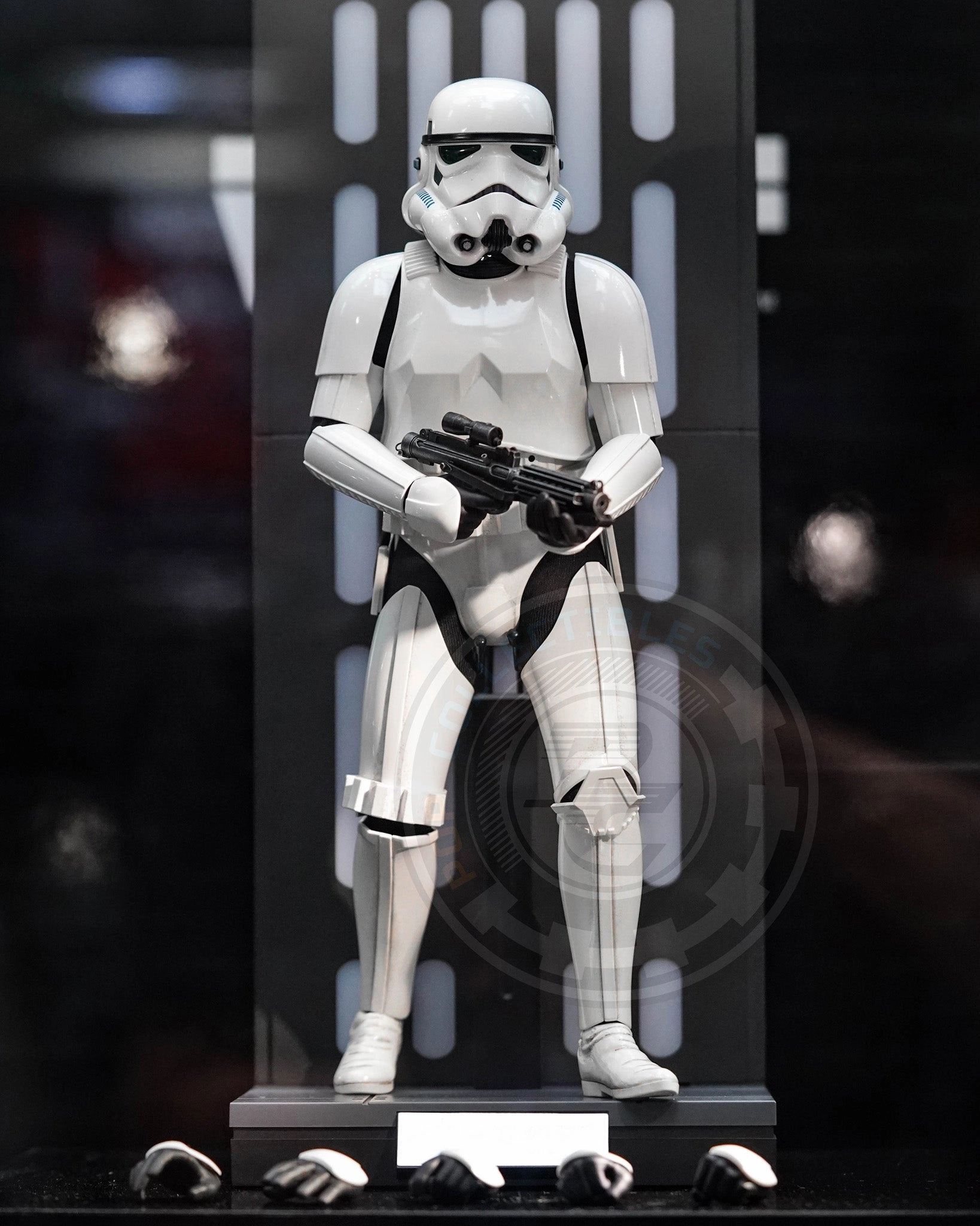 Hot Toys MMS736 Star Wars Stormtrooper With Death Star 1/6th Scale Collectible Figure Conservation Grade