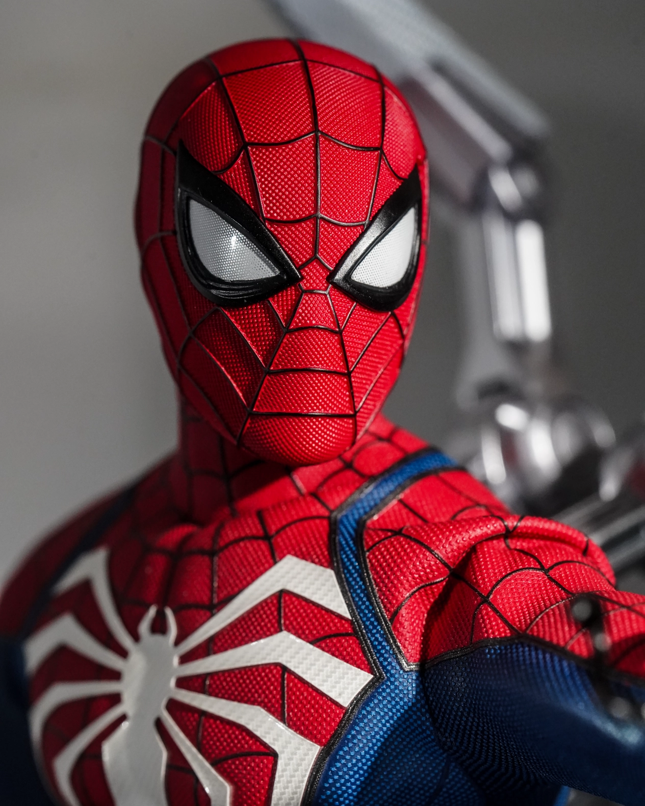 Hot Toys VGM54 Marvel??s Spider-Man 2 ?C Peter Parker (Advanced Suit 2.0) 1/6 Scale Collectible Figure (Limited 300 Pieces in Hong Kong) Factory Direct