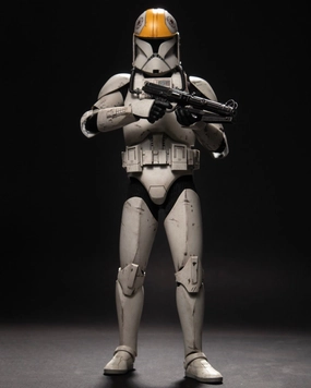 Hot Toys MMS648 Star Wars Attack of the Clones Clone Pilot 1/6 Scale Collectible Figure International Icon Vinyl Article