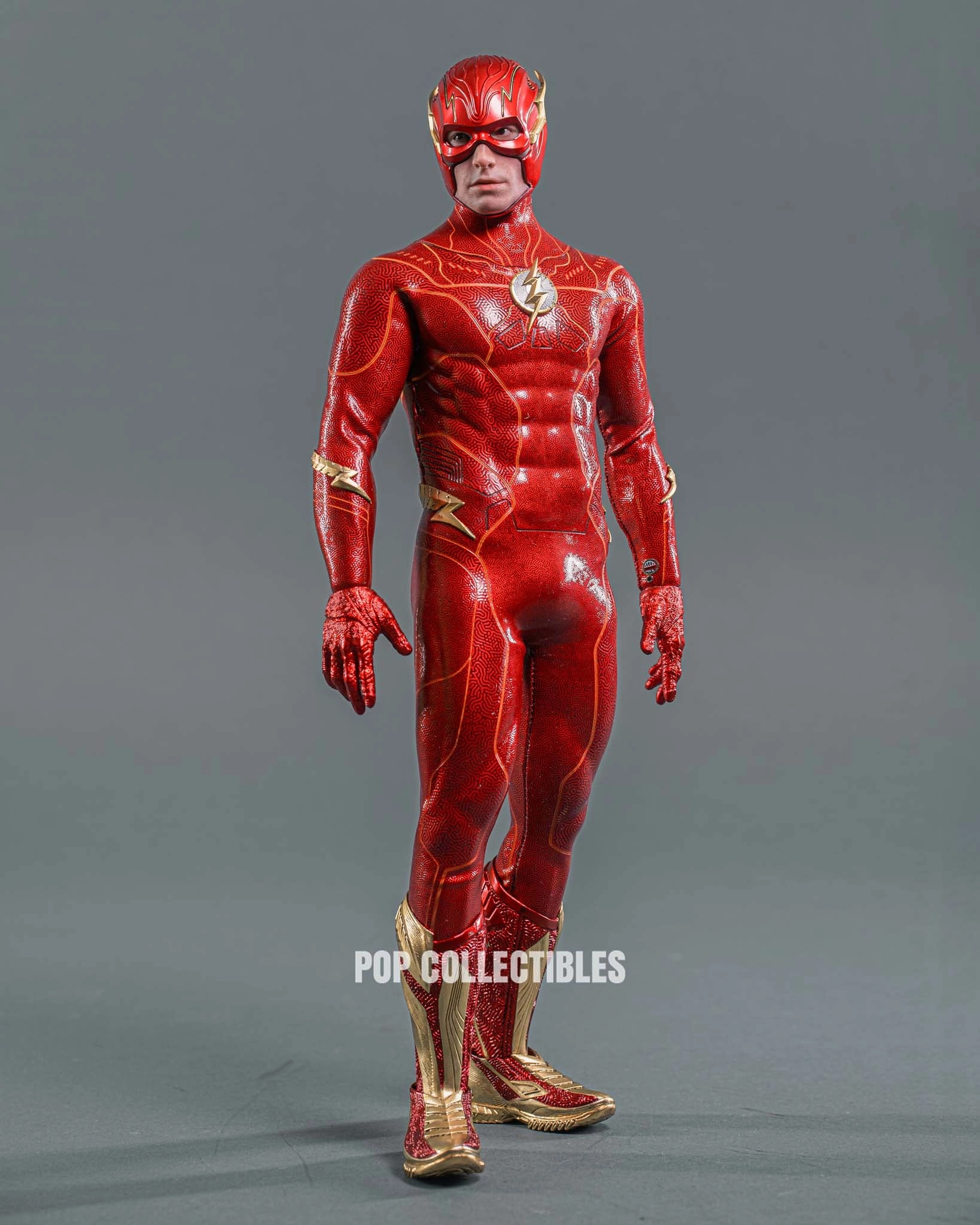 Hot Toys MMS713 The Flash ?C The Flash 1/6 Scale Collectible Figure (Regular Version) NFC Feature Auction Item