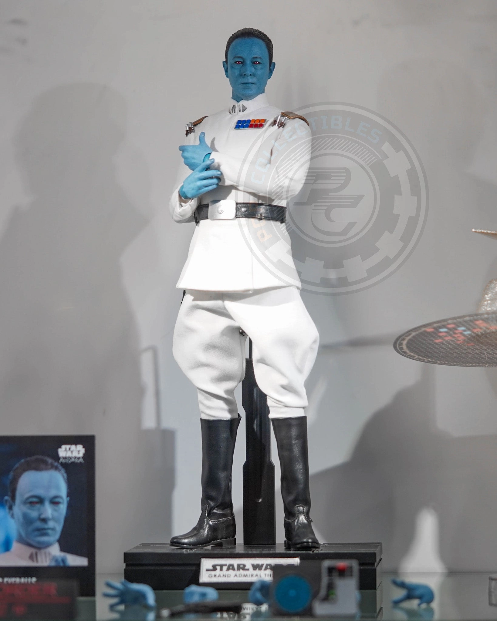 Hot Toys TMS116 Star Wars Ahsoka Grand Admiral Thrawn 1/6th Scale Collectible Figure Regional Specialty Award Winner