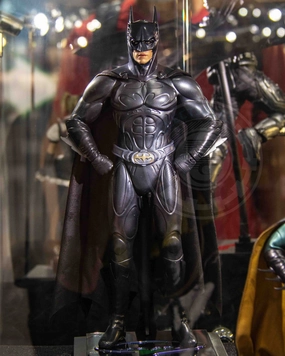 Vinyl Goods Robot Display Hot Toys MMS593 DC Batman Forever Batman Sonar suit