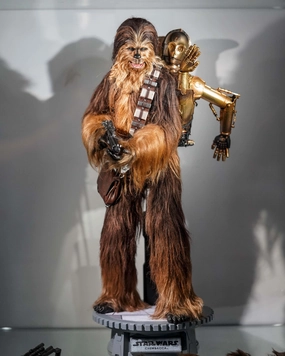 Preorder! Hot Toys MMS766 Star Wars: Episode V The Empire Strikes Back 1/6th scale Chewbacca with Disassembled C3PO Collectible Figure Auction Item Fan Favorite