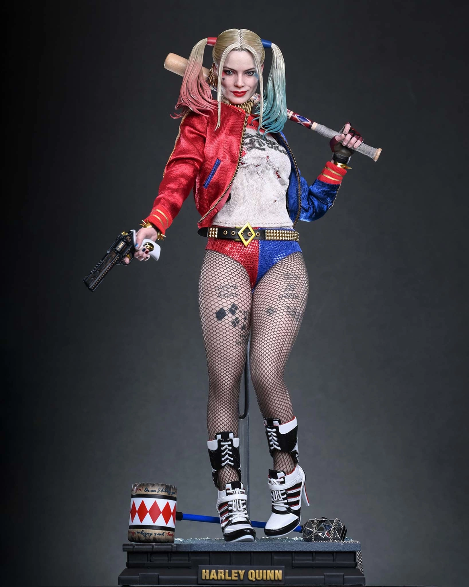 Preorder! Hot Toys MMS841B Suicide Squad 1/6th scale Harley Quinn Collectible Figure (Special Edition) Chibi Collection