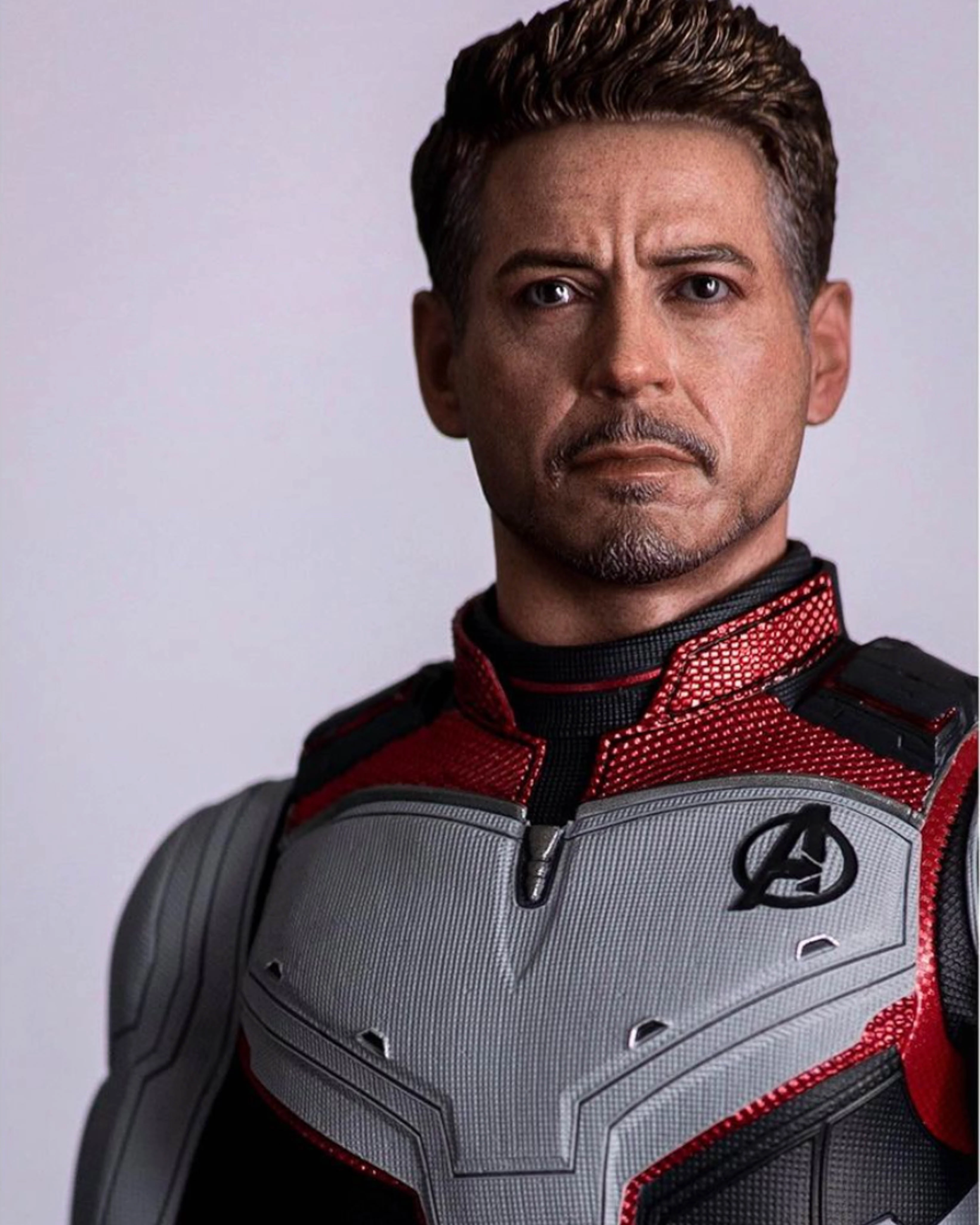 Casual Fan Fantasy Statue Hot toys MMS537 Tony Stark Team Suit(Avengers 4 Endgame)