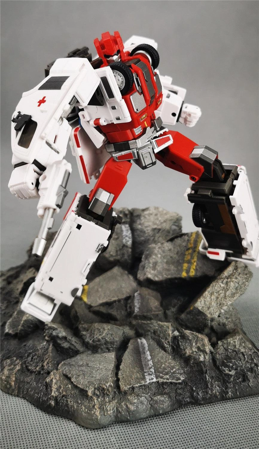 GT-08C Bulance Fish Replica Anime Figure