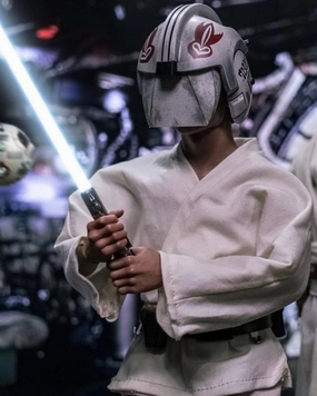 Hot toys MMS297 Star Wars A New Hope Luke Skywalker Special Edition Transforming Toy Character Statue